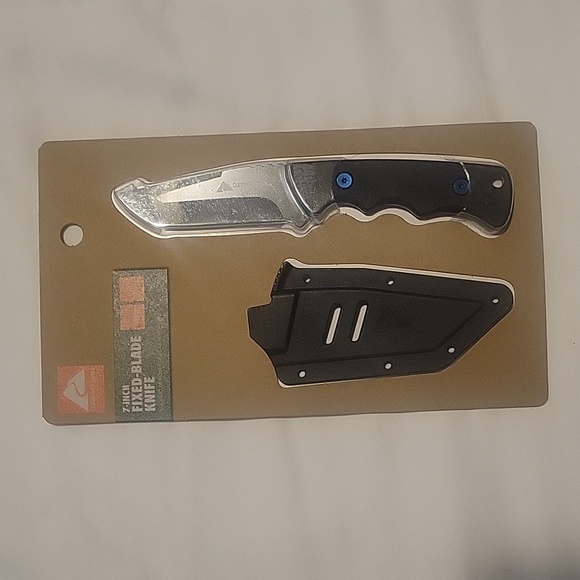 Ozark Trail 7” Fixed Blade Knife w/Black Polypropylene Handle & Sheath, NWT - Picture 1 of 4